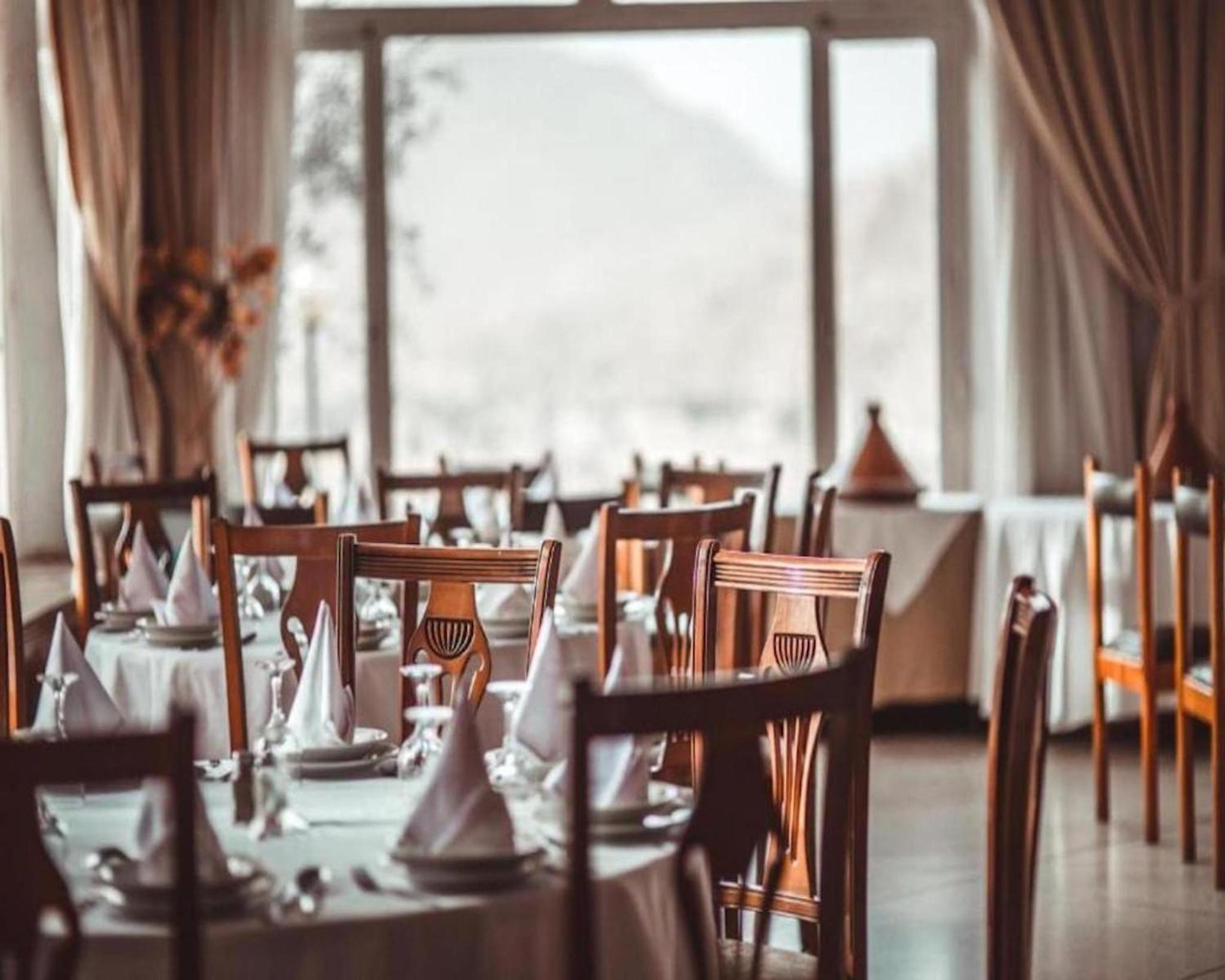 Crown Hotel Agra Near Taj Mahal מראה חיצוני תמונה